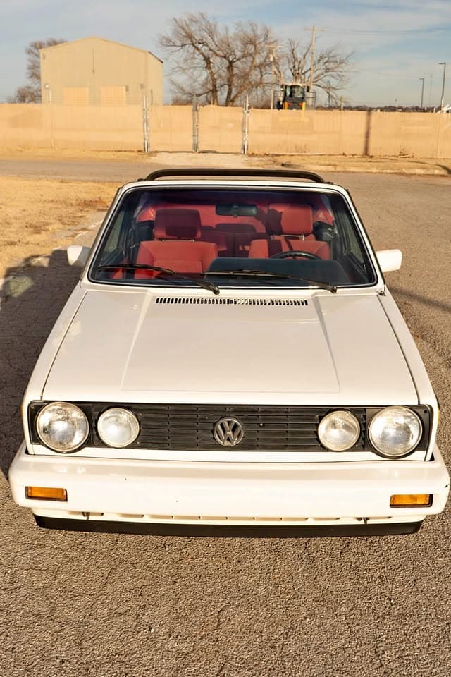 TEST - 1988 Volkswagen cabriolet Convertible 2D